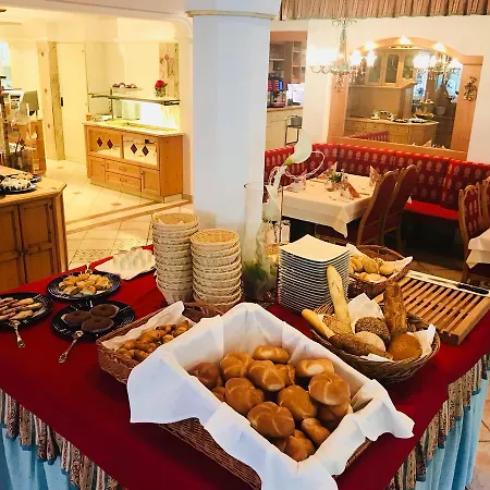 Szálloda Jaegerhof 4*